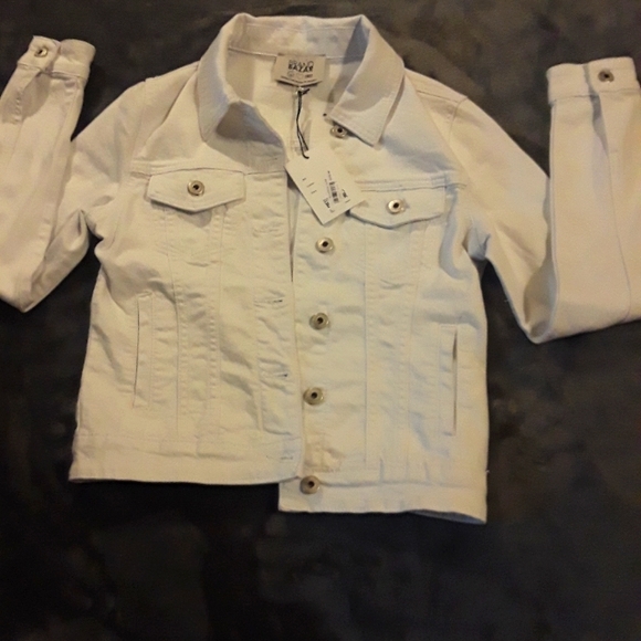 Jackets & Blazers - Brand Bazar women's jean jacket